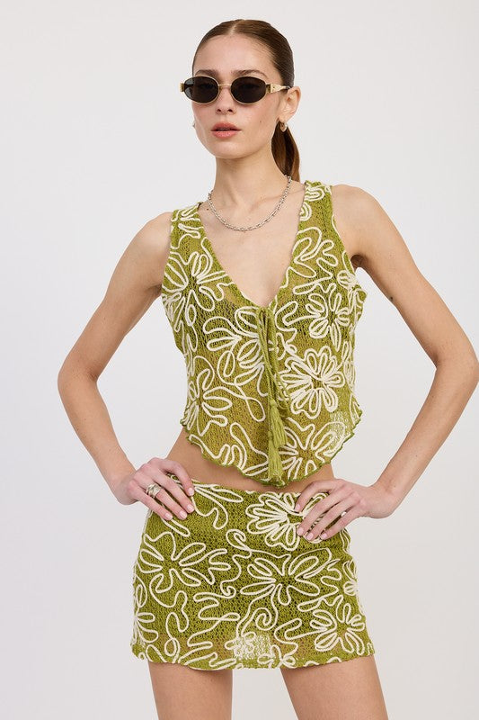 Embroidered Low Rise Mini Skirt (Green/White)