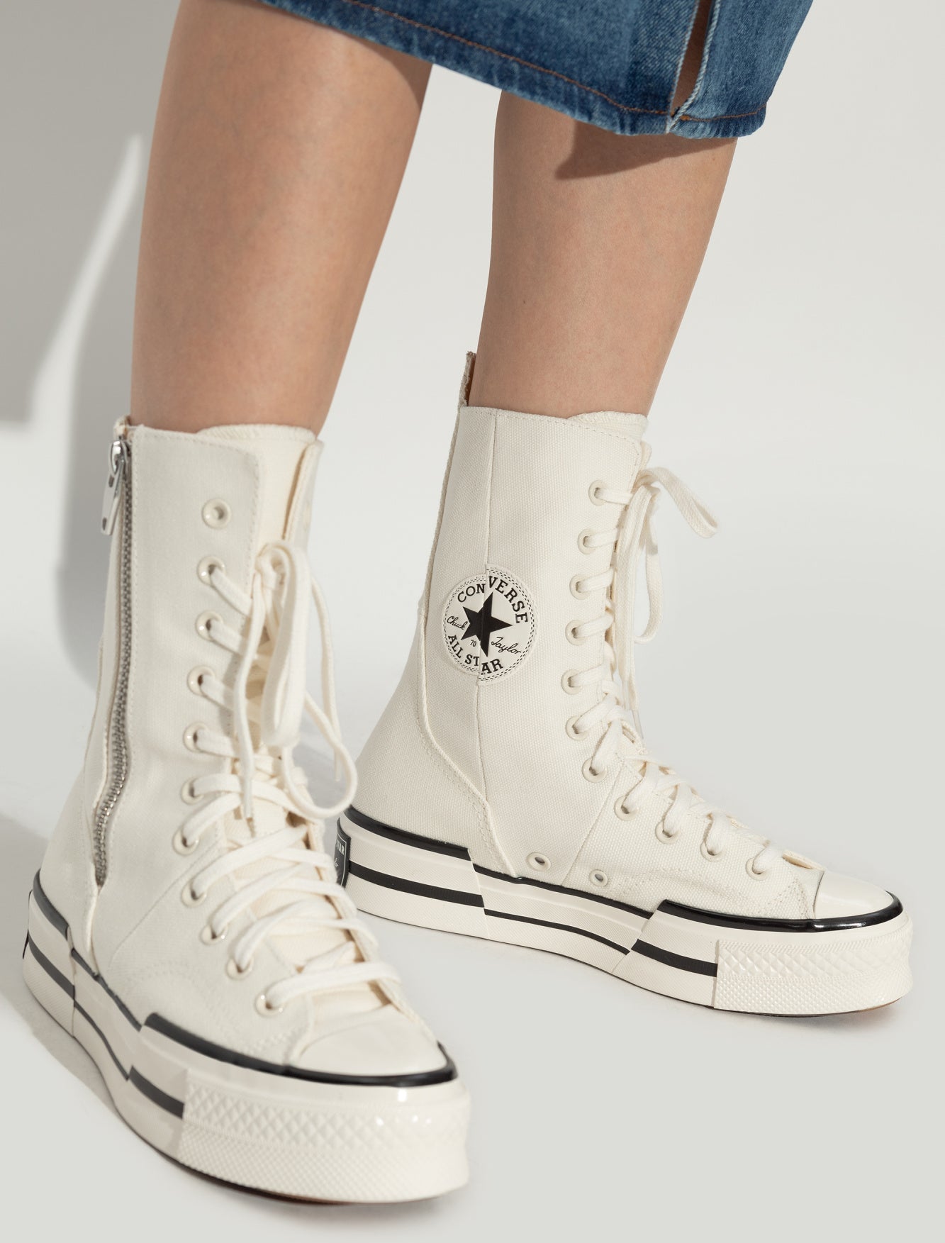 CONVERSE Chuck 70 Plus Xhi Sneakers (White)