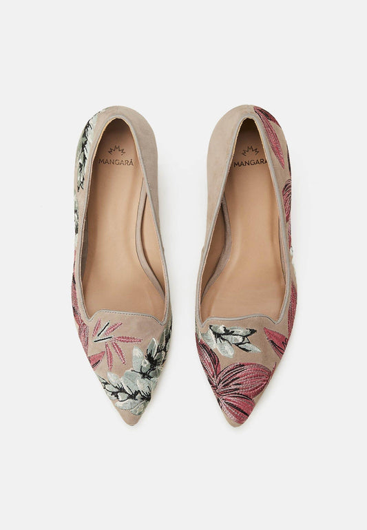 Mangará Ipê Genuine Leather Kitten Pumps